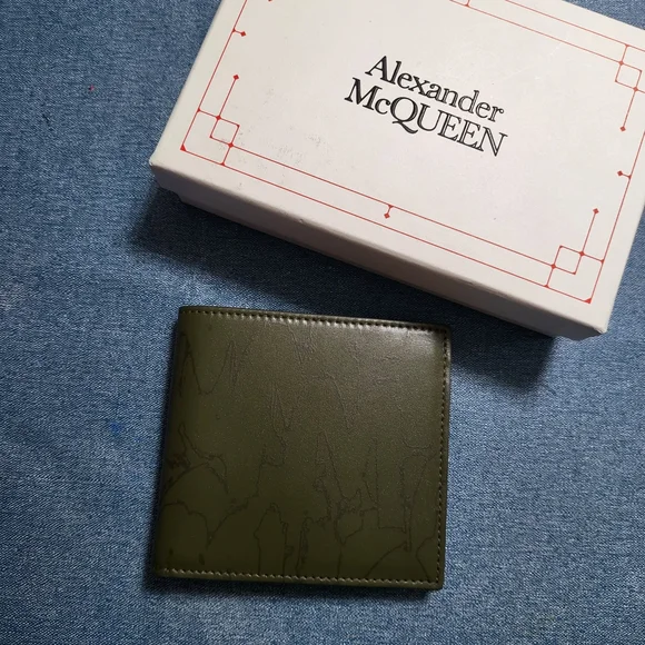Alexander McQueen Green Leather Wallet - Picture 1 of 7